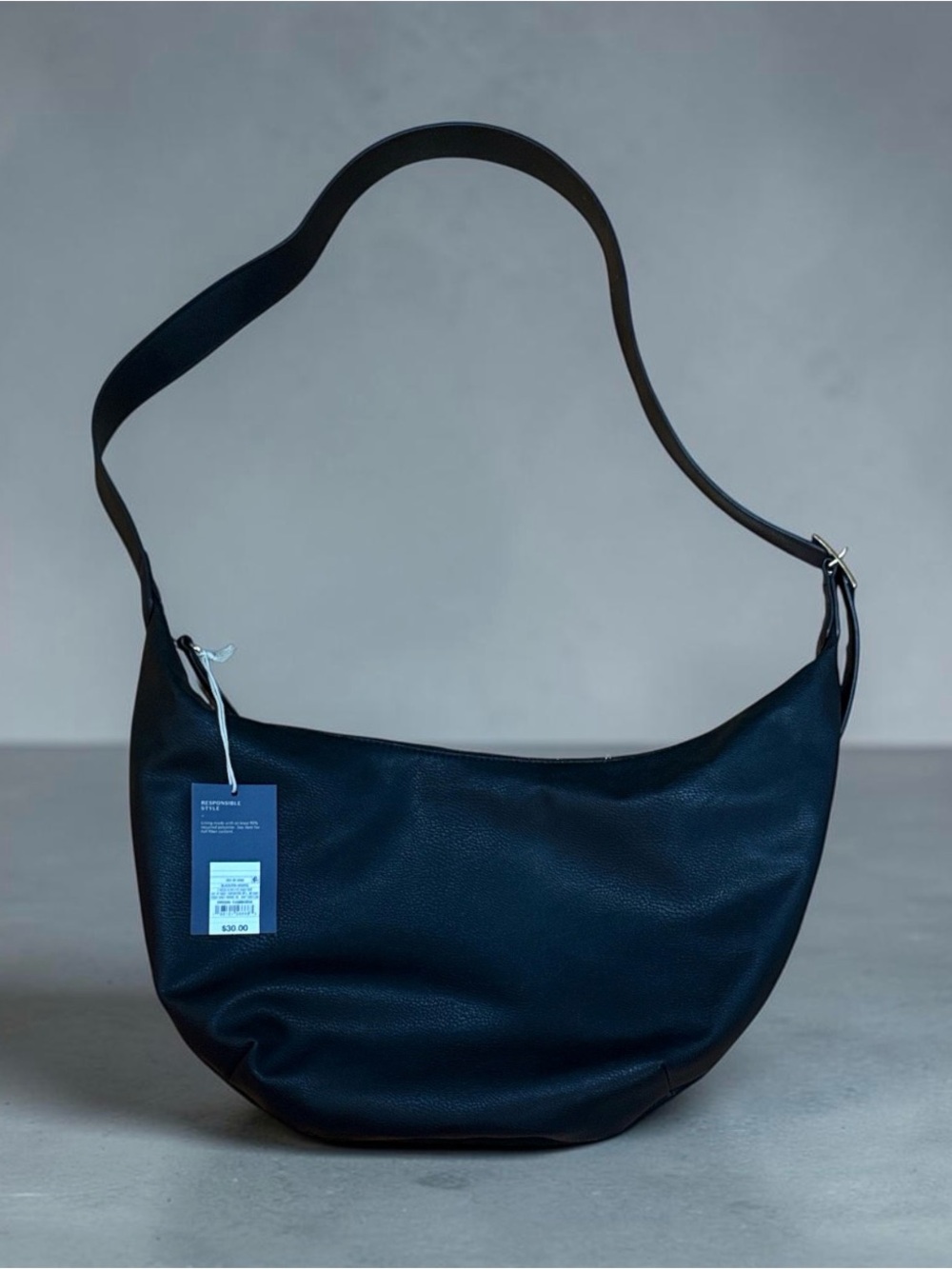 Black Leather Shoulder Hobo Bag - Sleek Everyday Carry